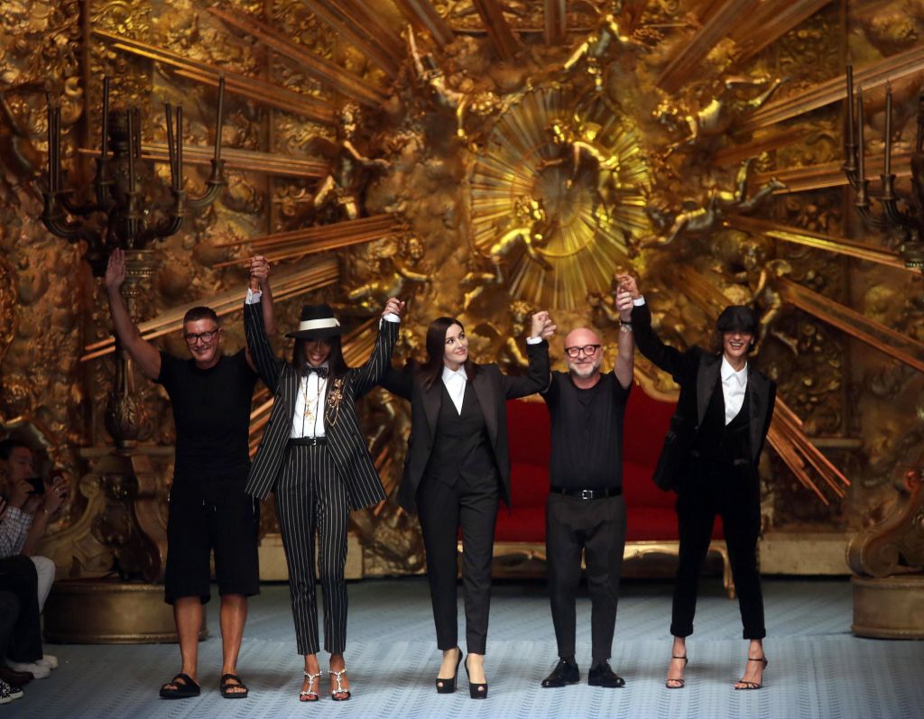 Μπελούτσι και Ναόμι Κάμπελ στην επίδειξη του οίκου Dolce&Gabbana