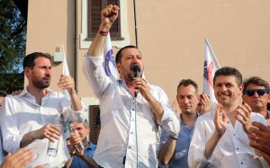 Ο Σαλβίνι επιμένει στην πρόταση του για καταγραφή των Ρομά