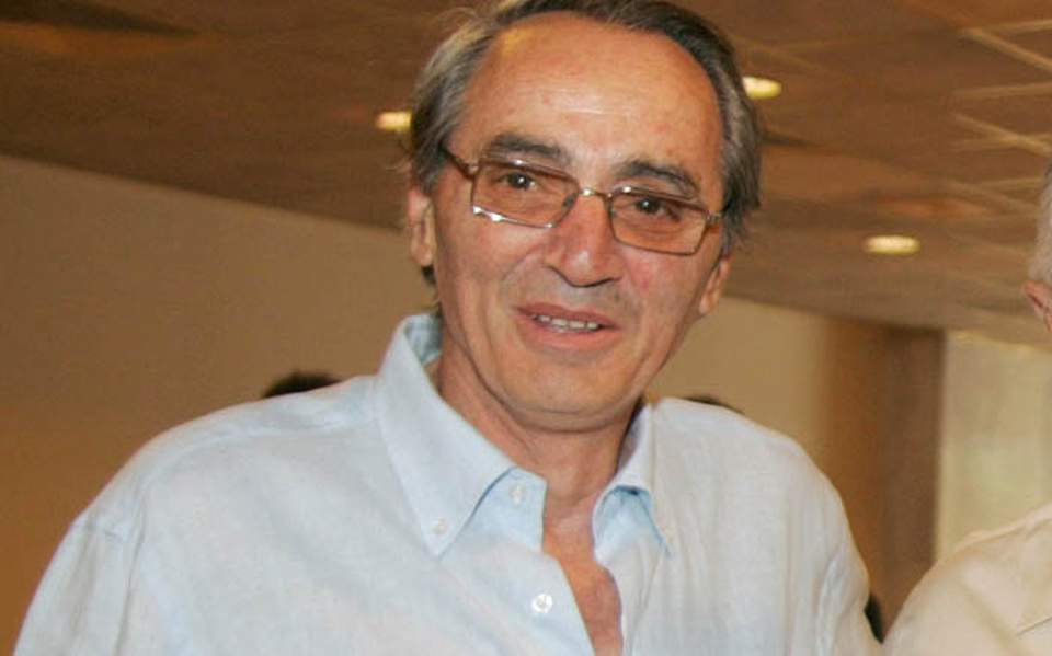 Θρηνεί το ελληνικό μπάσκετ – Πέθανε ο Κώστας Πολίτης