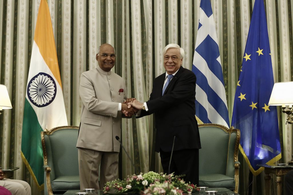 Παυλόπουλος: Επιδιώκουμε σχέσεις φιλίας και καλής γειτονίας με την ΠΓΔΜ