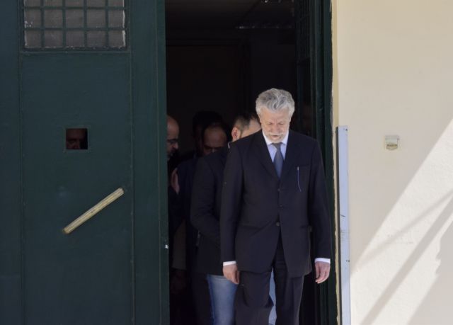 Ανεπιθύμητοι μετά τον μεγάλο συμβιβασμό