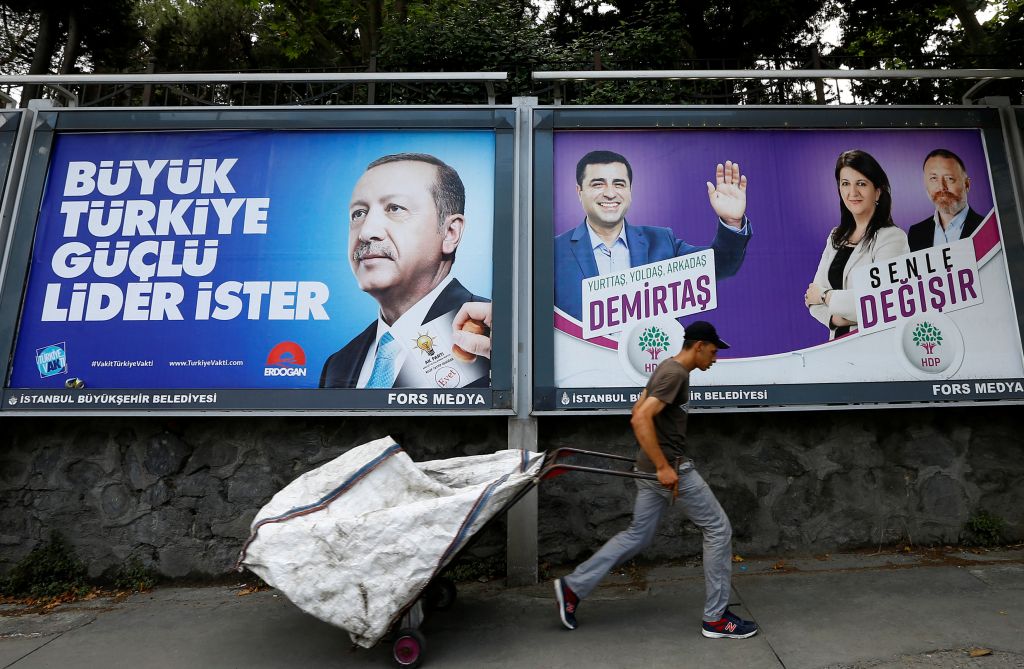 Σε ρόλο «κλειδί» το φιλοκουρδικό κόμμα στις τουρκικές εκλογές