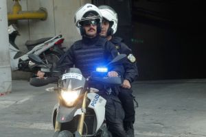 Επτά τόνοι παράνομων προϊόντων κατασχέθηκαν στον Πειραιά