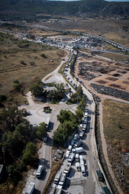 Τα σκουπίδια μαζεύονται, το πρόβλημα δεν λύνεται