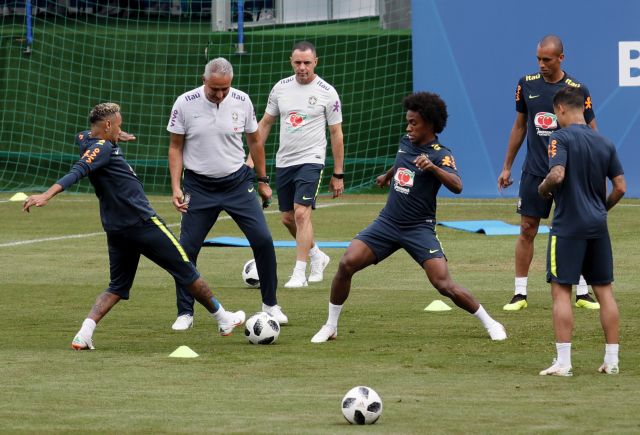 Μονόδρομος η νίκη σε δύο ομίλους