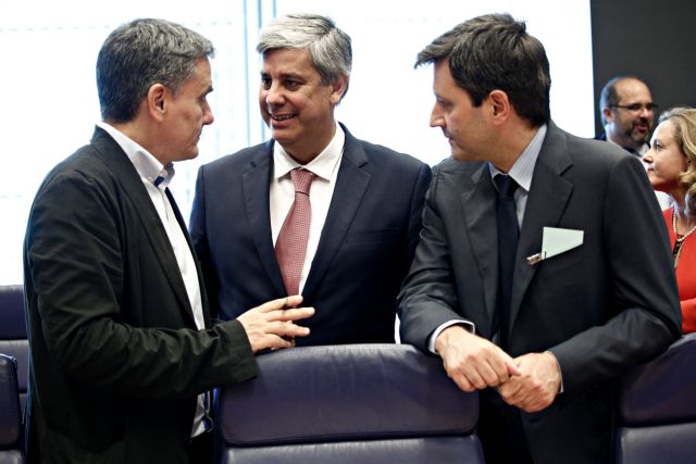 Σκληροί όροι με 10ετή επιμήκυνση του χρέους και €15 δισ. δόση