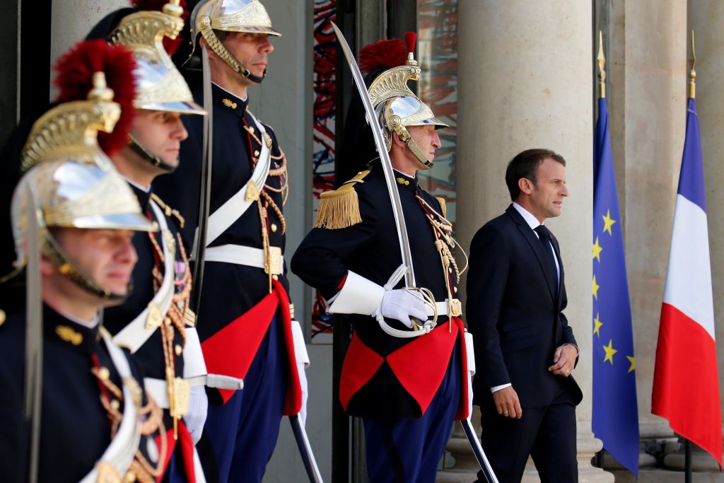 Η Γαλλία θέλει να «ευρωποιήσει» την υποδοχή, το άσυλο και τις απελάσεις