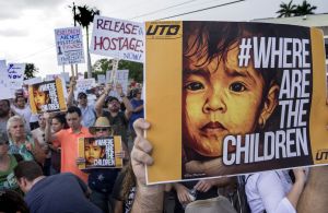 ΗΠΑ: 522 παιδιά μεταναστών ξανά με τους γονείς τους