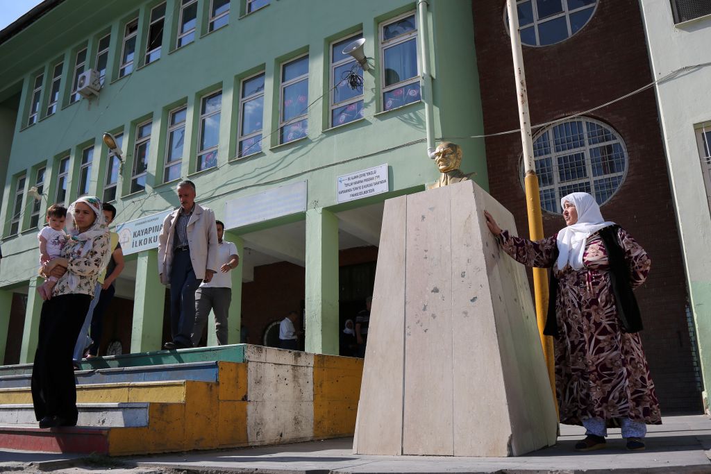 Τρεις νεκροί στο Ερζερούμ – Ιντζέ: Προστατέψτε τις κάλπες