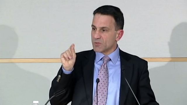 Λαπαβίτσας: Ας μην έχει ψευδαισθήσεις ο Τσίπρας για το τι θα πει η ιστορία