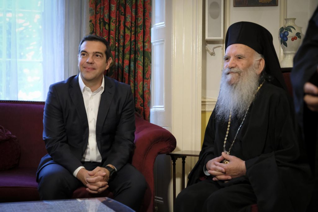 Ο Τσίπρας συνομίλησε στο Λονδίνο με τον αρχιεπίσκοπο Γρηγόριο