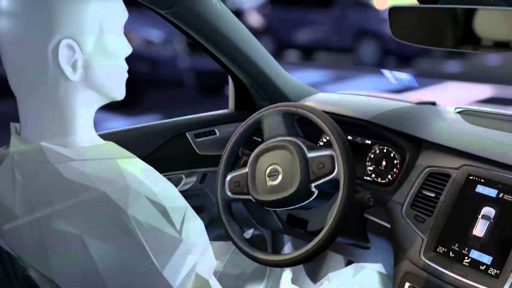 Pilot Assist της Volvo: Ποιος ο ρόλος του συστήματος στην οδική ασφάλεια