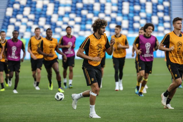 Ενας «περίεργος» αγώνας και δύο αμφίρροποι