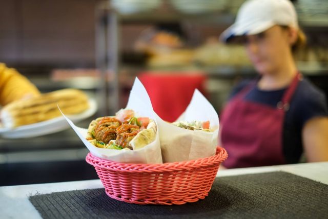 Ανατολίτικες σπεσιαλιτέ με παιχνιδιάρικο ύφος