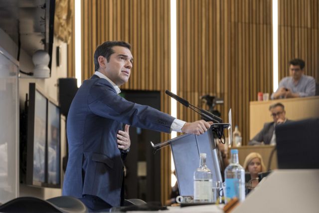 «Είναι σε πανικό και καταρρέουν»