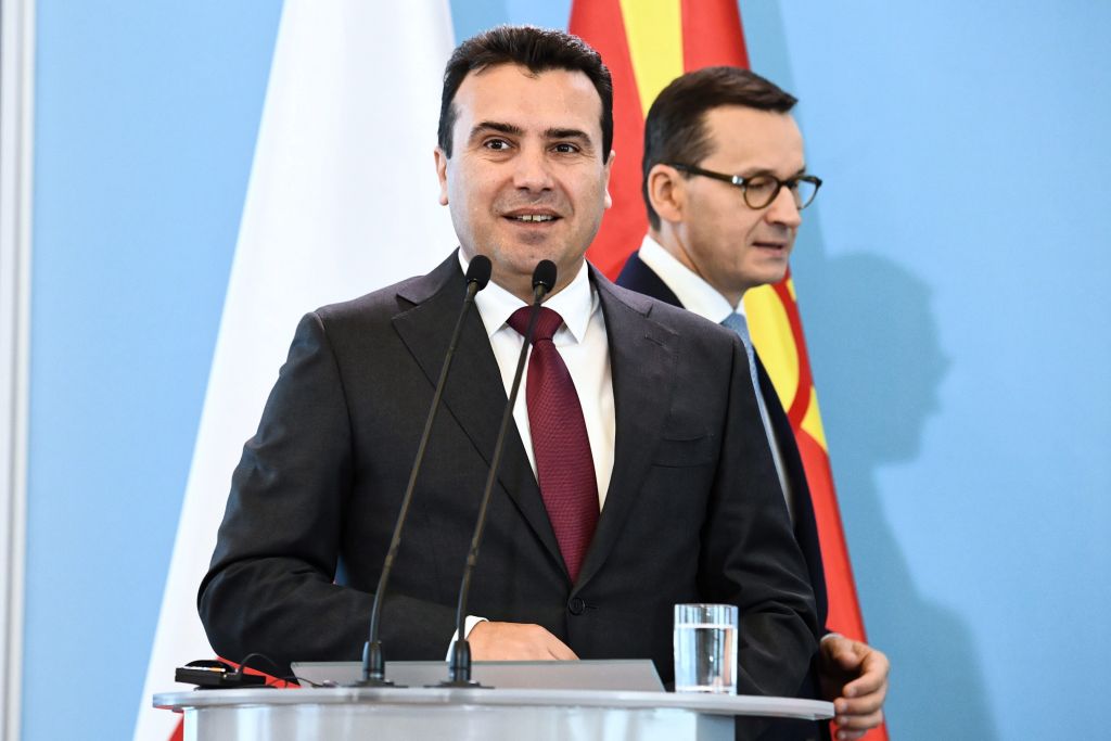 ΝΔ κατά Τσίπρα: Ο Ζάεφ πανηγυρίζει για την Μακεδονική εθνική του ταυτότητα