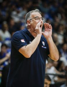 Σκουρτόπουλος: «Μαζί μας ο Αντετοκούνμπο τον Σεπτέμβριο»