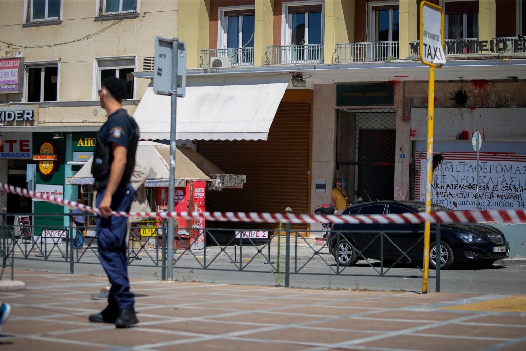 Φάρσα το τηλεφώνημα για βόμβα στο υπουργείο Εσωτερικών