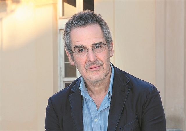 Ελληνας πολιτογραφήθηκε ο βρετανός ιστορικός Μαρκ Μαζάουερ