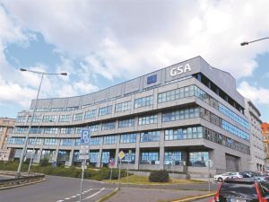 Απασχόληση στον Οργανισμό Δορυφορικών Συστημάτων