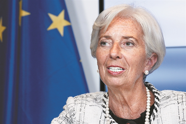 Οι φόροι πίσω από το Ευρωταμείο Ανάπτυξης