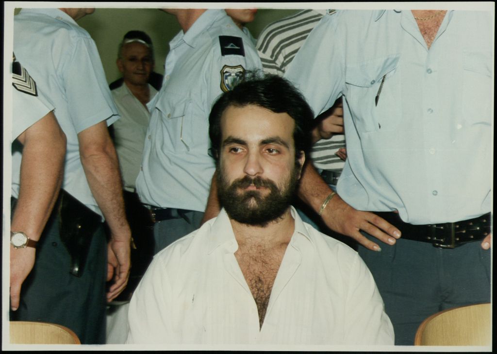 Εγκλήματα που συγκλόνισαν: Πώς ο Θεόφιλος Σεχίδης δολοφόνησε την οικογένειά του