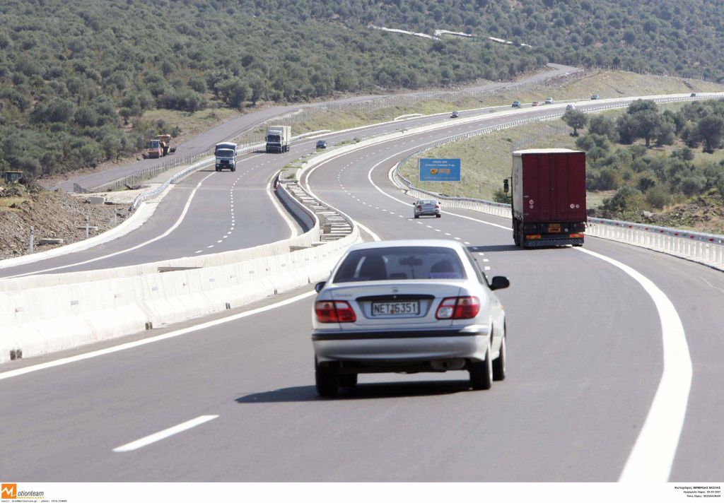 Βέροια: Αποκαταστάθηκε η κυκλοφορία στην Εγνατία Οδό μετά την ανατροπή νταλίκας