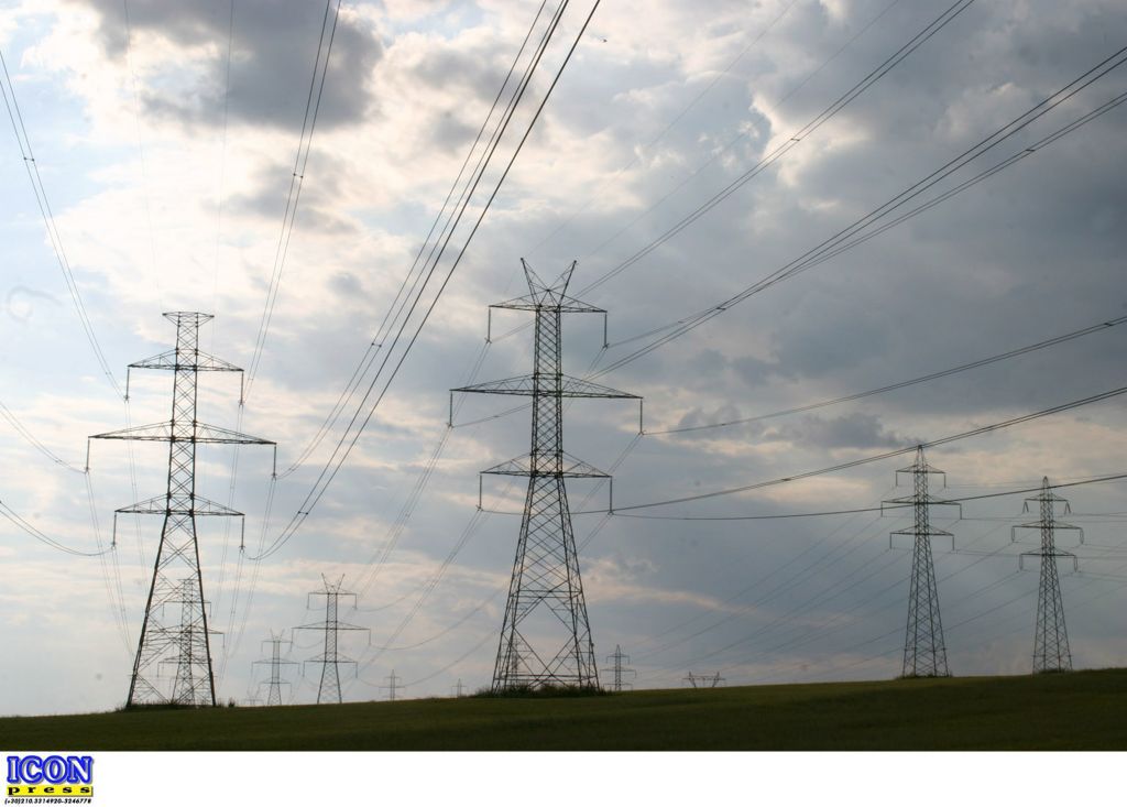 Αποκαθίσταται σταδιακά η ηλεκτροδότηση στη Θεσσαλονίκη