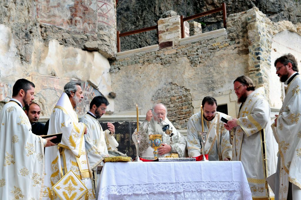 Μπλόκο Ερντογάν στη λειτουργία στο ναό της Παναγίας Σουμελά