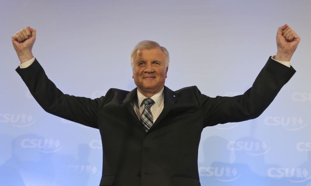 Αισιόδοξος ο Ζεεχόφερ ότι το SPD θα εγκρίνει την συμφωνία του με τη Μέρκελ