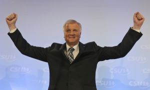 Αισιόδοξος ο Ζεεχόφερ ότι το SPD θα εγκρίνει την συμφωνία του με τη Μέρκελ