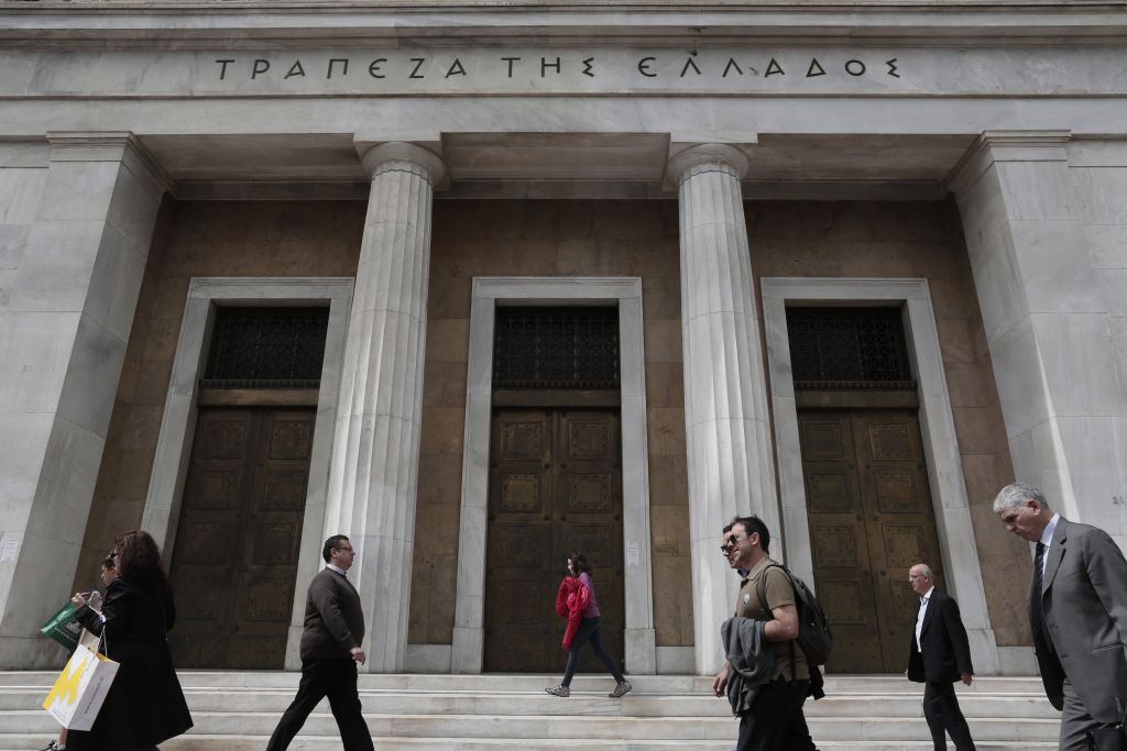 Αυξημένο κατά 11,9 δισ. το ελληνικό δημόσιο χρέος