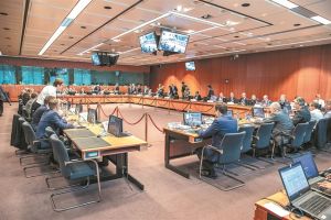 Ο χρόνος τελειώνει, τα μεγάλα αγκάθια παραμένουν