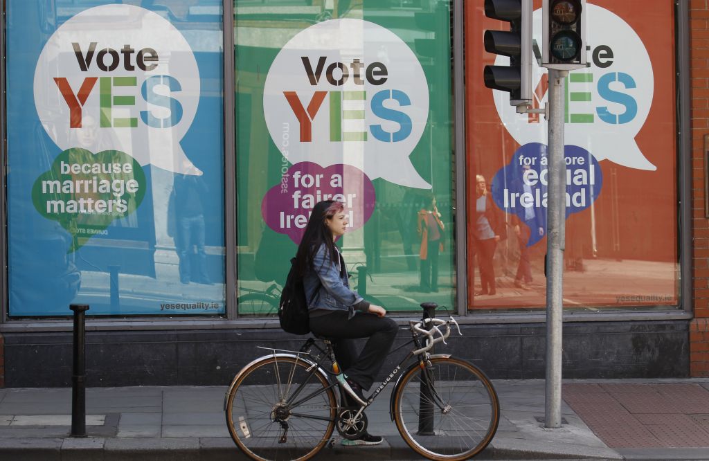 Ιρλανδικό δημοψήφισμα για την απόσυρση άρθρου που θέλει τις γυναίκες στο σπίτι