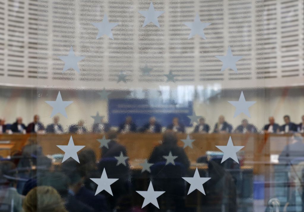 Στο Ευρωπαϊκό Δικαστήριο στέλνει την Ελλάδα η Κομισιόν