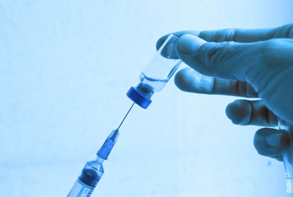 ΕΟΦ : Ανάκληση παρτίδας εμβολίου έναντι του μηνιγγιτιδόκοκκου