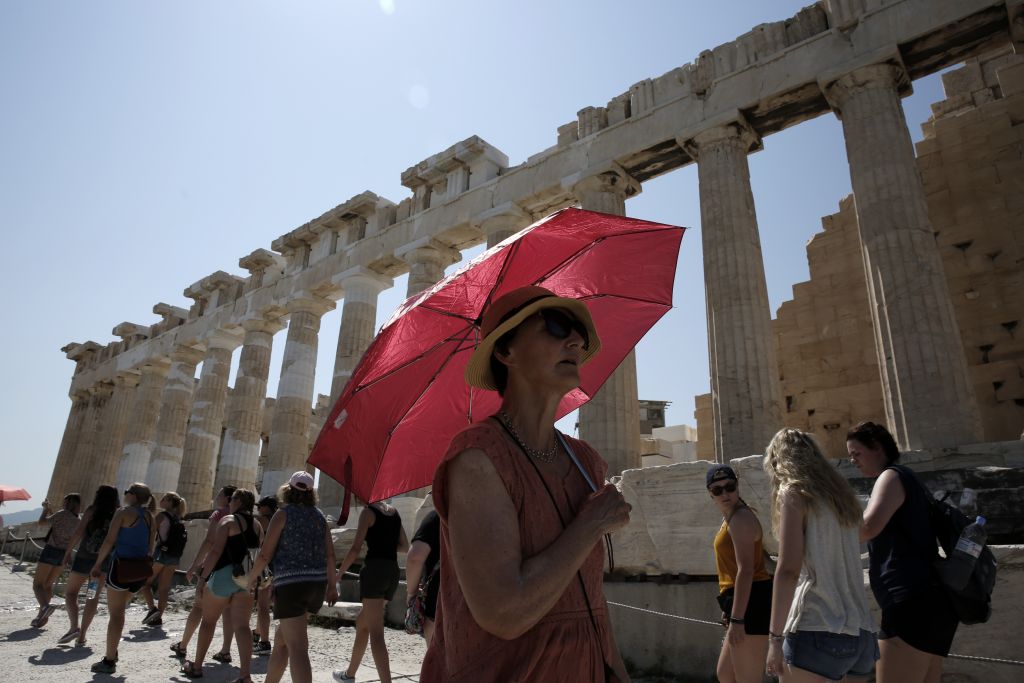 Κλείνει νωρίτερα λόγω καύσωνα ο αρχαιολογικός χώρος της Ακρόπολης
