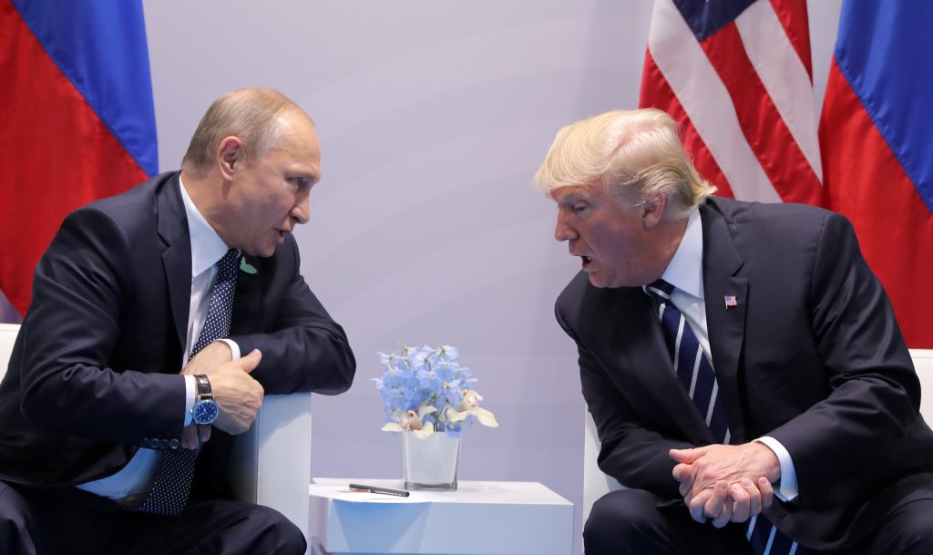 Κοινή συνέντευξη Τύπου θα δώσουν ο Τραμπ και ο Πούτιν