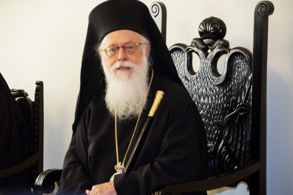 Συμπαράσταση στη θλίψη για τα θύματα από τον Αρχιεπίσκοπος Τιράνων Αναστάσιο