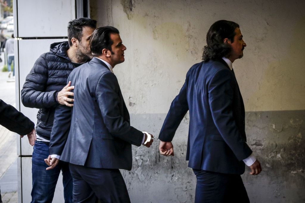 Συνεργασία από την Ελλάδα για τους «8» ζητά ο Τούρκος πρέσβης