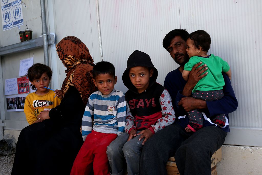 Υπεράριθμοι πρόσφυγες φιλοξενούνται σε Διαβατά, Κω, Λέσβο, Σάμο και Χίο