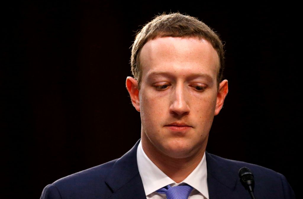 Στα μαλακά ο κύριος Facebook για το σκάνδαλο της Cambridge Analytica