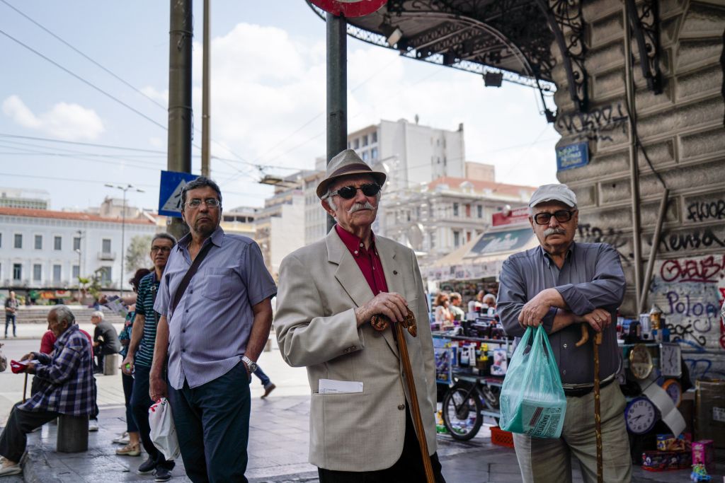 Σε ένα χρόνο ο πληθυσμός της Ελλάδας μειώθηκε κατά 30.000 άτομα