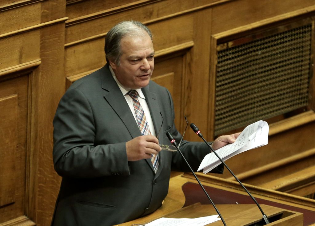 Ο Κατσίκης καταψηφίζει απλή αναλογική και κατάτμηση περιφερειών