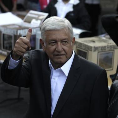 Αδιαφιλονίκητο φαβορί ο Ομπραδόρ στο Μεξικό