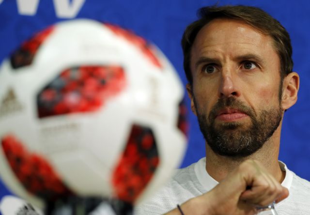 Φιλοδοξία και ρεαλισμός