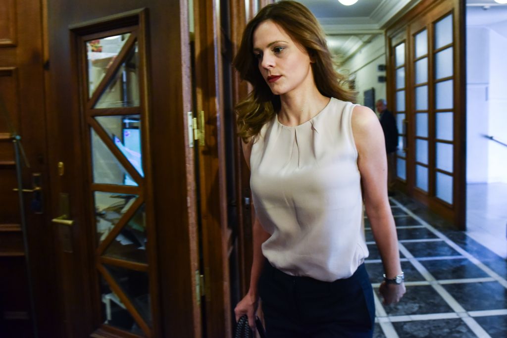 Επιστροφή αναδρομικών σε συνταξιούχους ανακοίνωσε η Αχτσιόγλου