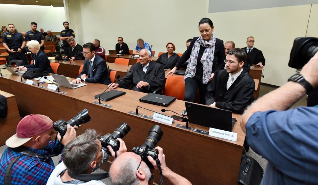 Η Μπεάτε Τσέπε απαρνήθηκε το νεοναζιστικό παρελθόν της