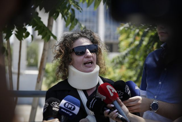 Λύγισε η μητέρα της Δώρας και μεταφέρθηκε στο νοσοκομείο