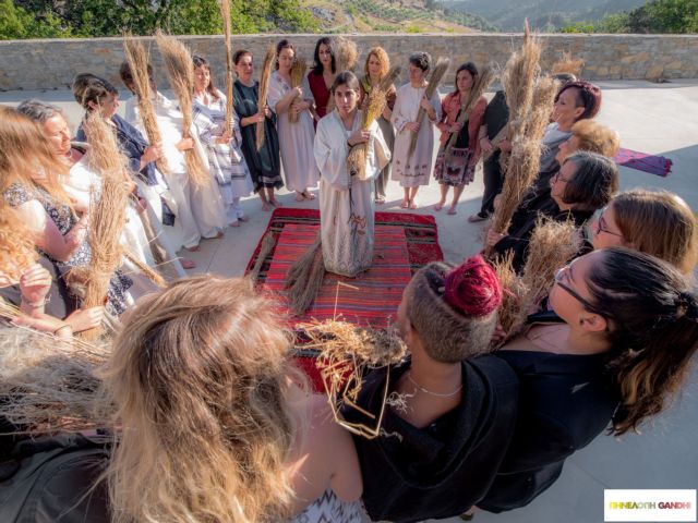 Η καλλιέργεια λιναριού ζωντανεύει στην Κρήτη